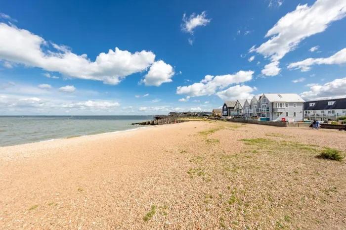 Oyster Etchingham Seaview Hotel Whitstable Exterior photo